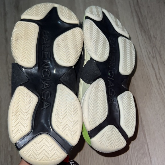 Balanciaga Shows only worn once - Picture 6 of 6